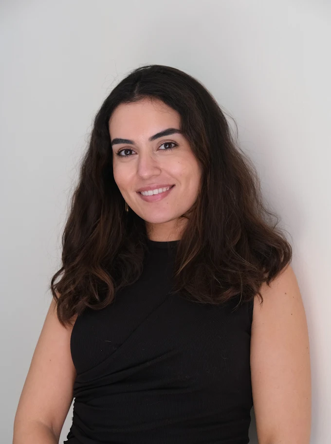 79e89fdc173fed118526a1d32e1aac61 Stephanie Gerges